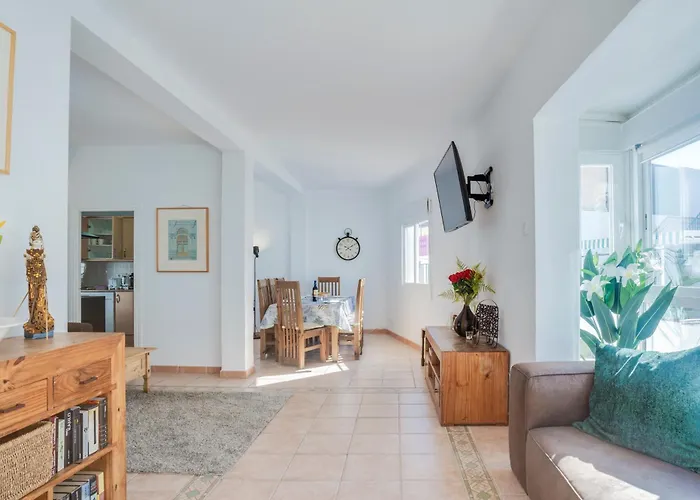 Casa Alina, Old Town With Garage Tatil Evi